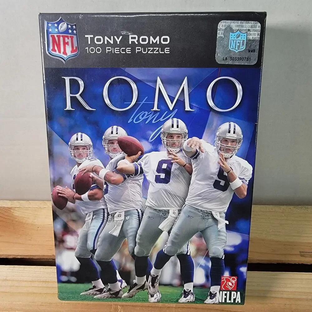 NFL Dallas Cowboys Tony Romo 100 Piece Chipboard Puzzle 11.5